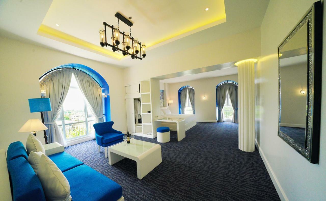 โรงแรมคาร์ลิโต ตาเคย์เทย์ Tagaytay City ภายนอก รูปภาพ
