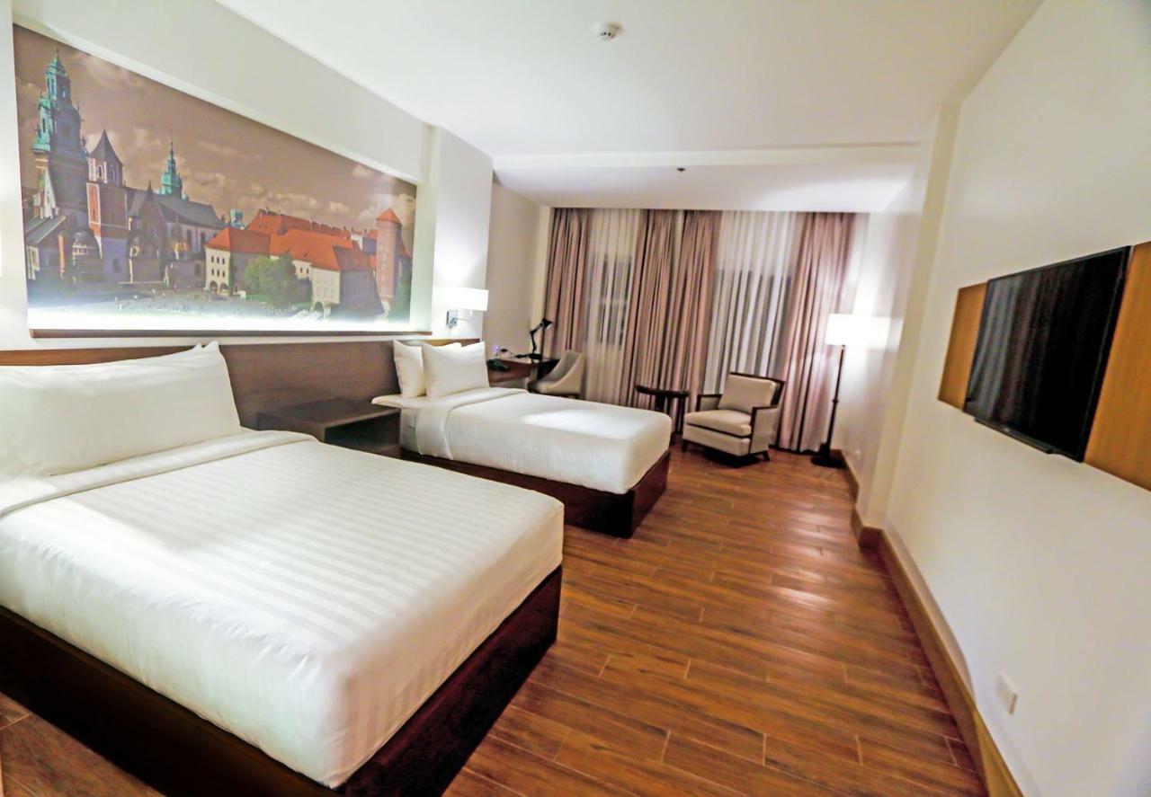 โรงแรมคาร์ลิโต ตาเคย์เทย์ Tagaytay City ภายนอก รูปภาพ